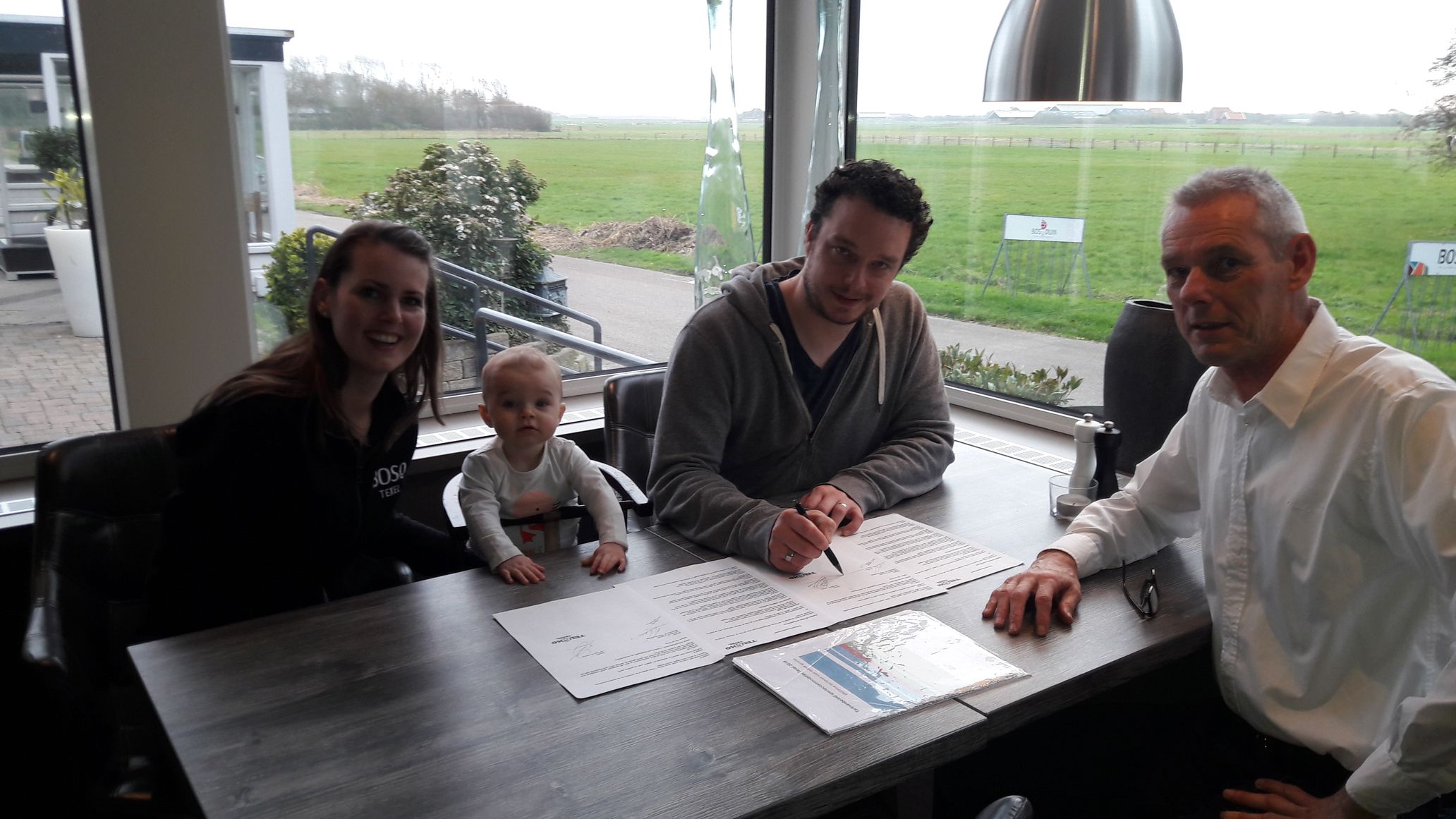 Sponsorcontract BOSQ Eilandcompetitie getekend